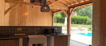 Lovely 8 Persons House in Alles-sur-Dordogne