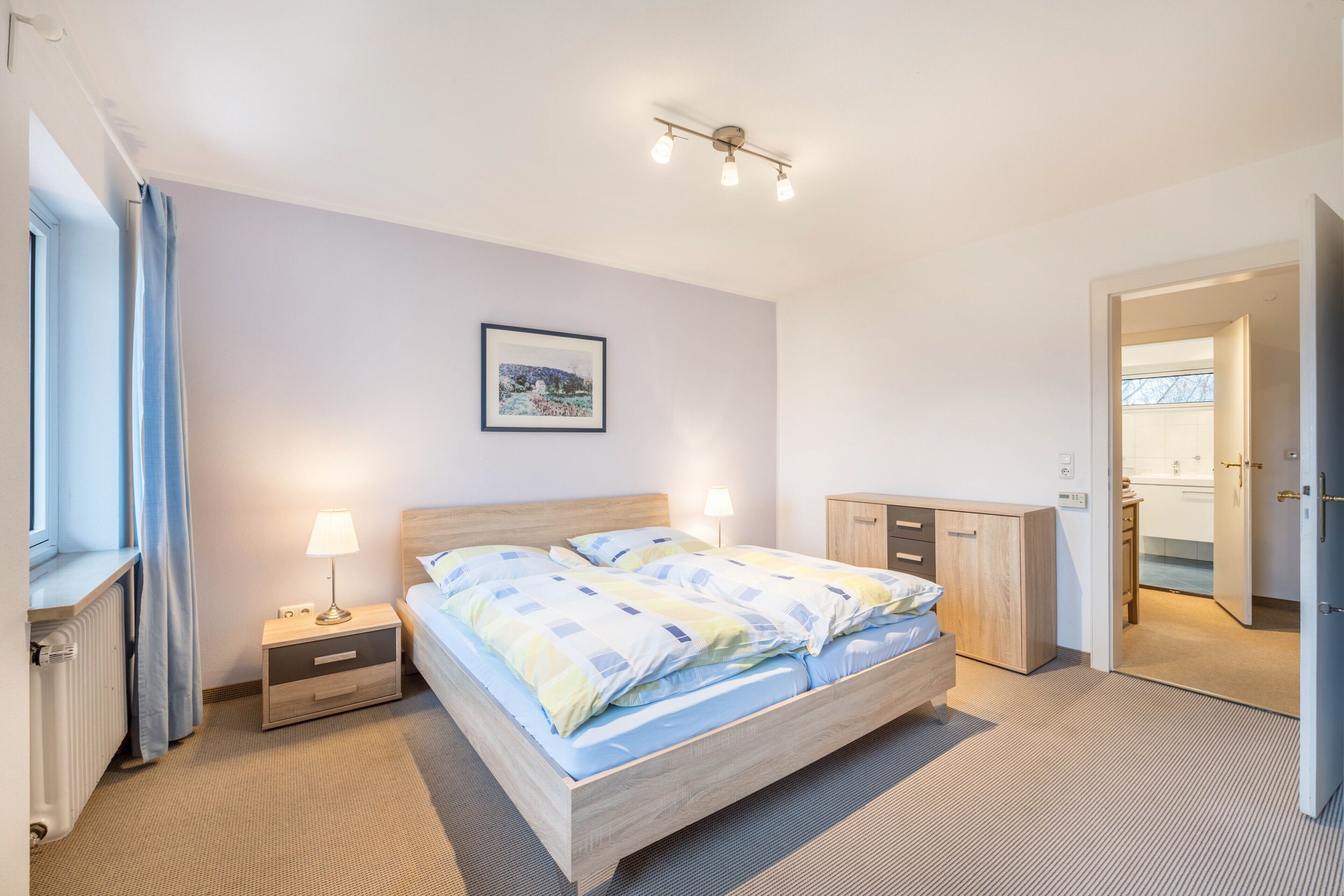 3 bedrooms, iron/ironing board, free WiFi, bed sheets