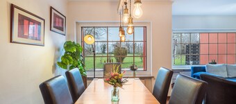 Holiday Home "Haus Rose Muc City" with Balcony & Wi-Fi