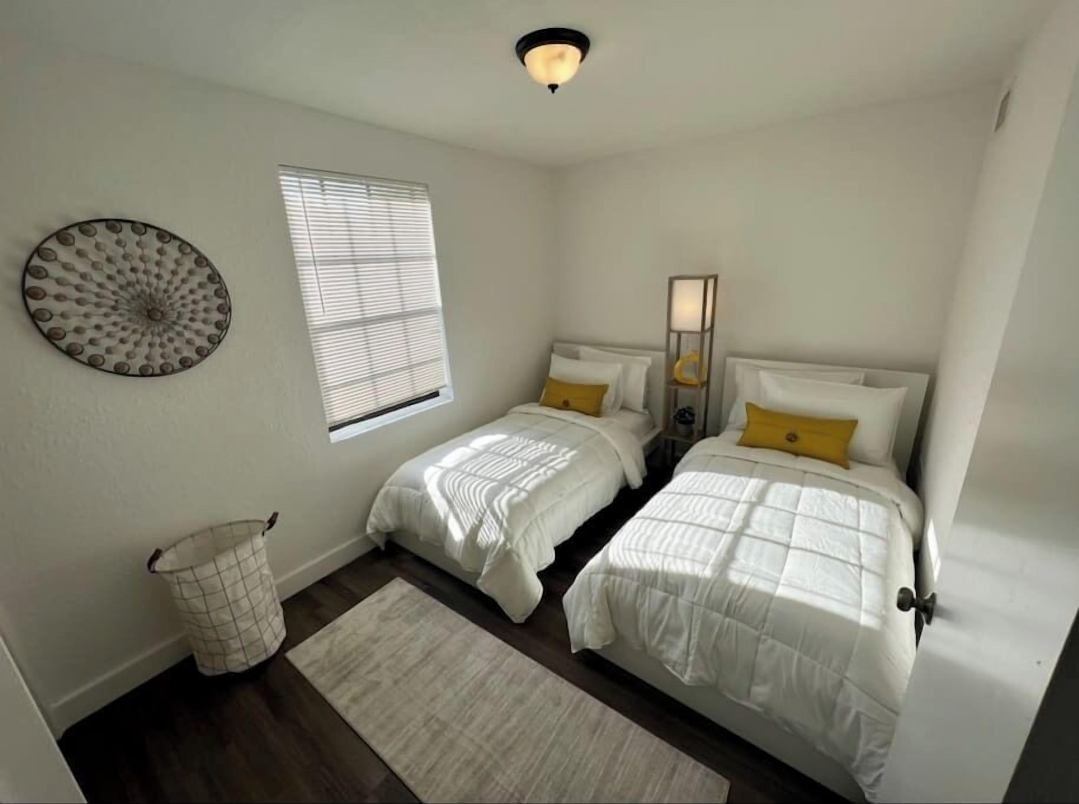 1 bedroom, iron/ironing board, WiFi