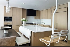 Private kitchen - Ski in ski out directly from your bedroom (Vail)