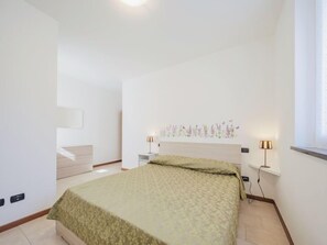 2 slaapkamers, een strijkplank/strijkijzer, gratis internet