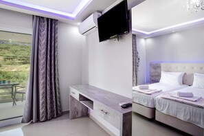 1 habitación, tabla de planchar con plancha, wifi gratis y ropa de cama 