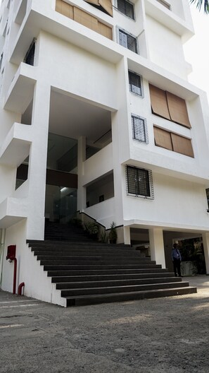 Exterior - The Altruist Business Stays NM-2 (Navi Mumbai)
