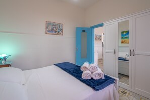 2 camere, ferro/asse da stiro, Wi-Fi gratuito, lenzuola