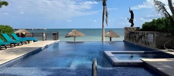 Condo with private pool and beach access