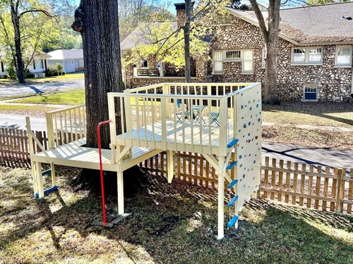 Marigold: 6Bedroom Downtown Gem ~ HOT TUB