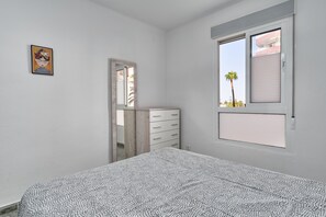 2 Schlafzimmer, Bügeleisen/Bügelbrett, kostenloses WLAN, Bettwäsche