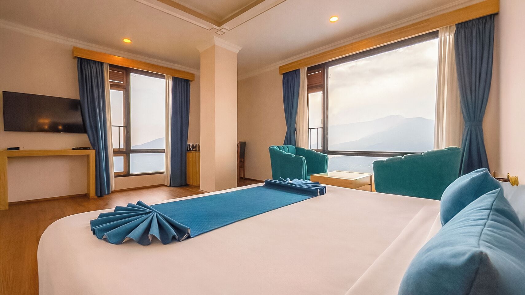Executive Room, 1 Queen Bed