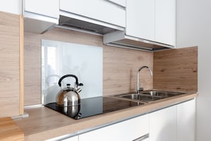 Fridge, microwave, stovetop, electric kettle
