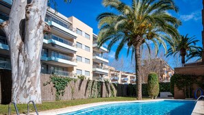 Unclassified image, 4 of 35, button - Seafront apartment with pool and parking in Torredembarra (Torredembarra)