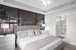 2 habitaciones, tabla de planchar con plancha y cuna de viaje