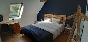 3 soveværelser, skrivebord, strygejern/strygebræt, gratis Wi-Fi