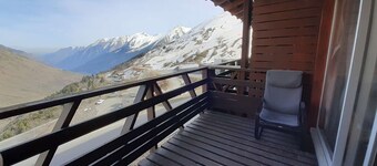 Cozy Duplex for 6 with Balcony and Ski Locker in Piau-Engaly