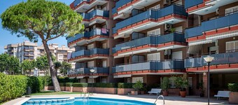 Apartment in Torredembarra with Shared Pool and Terrace
