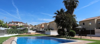 2-Story House with Air Conditioning and Terrace