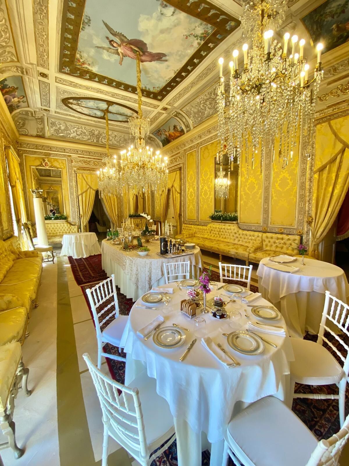 Area sarapan
