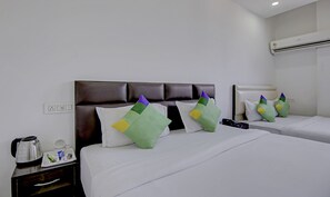 Deluxe Room | Desk, iron/ironing board - Treebo Rockland, Zirakpur (Dera Bassi)