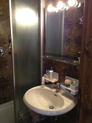Douche, bidet