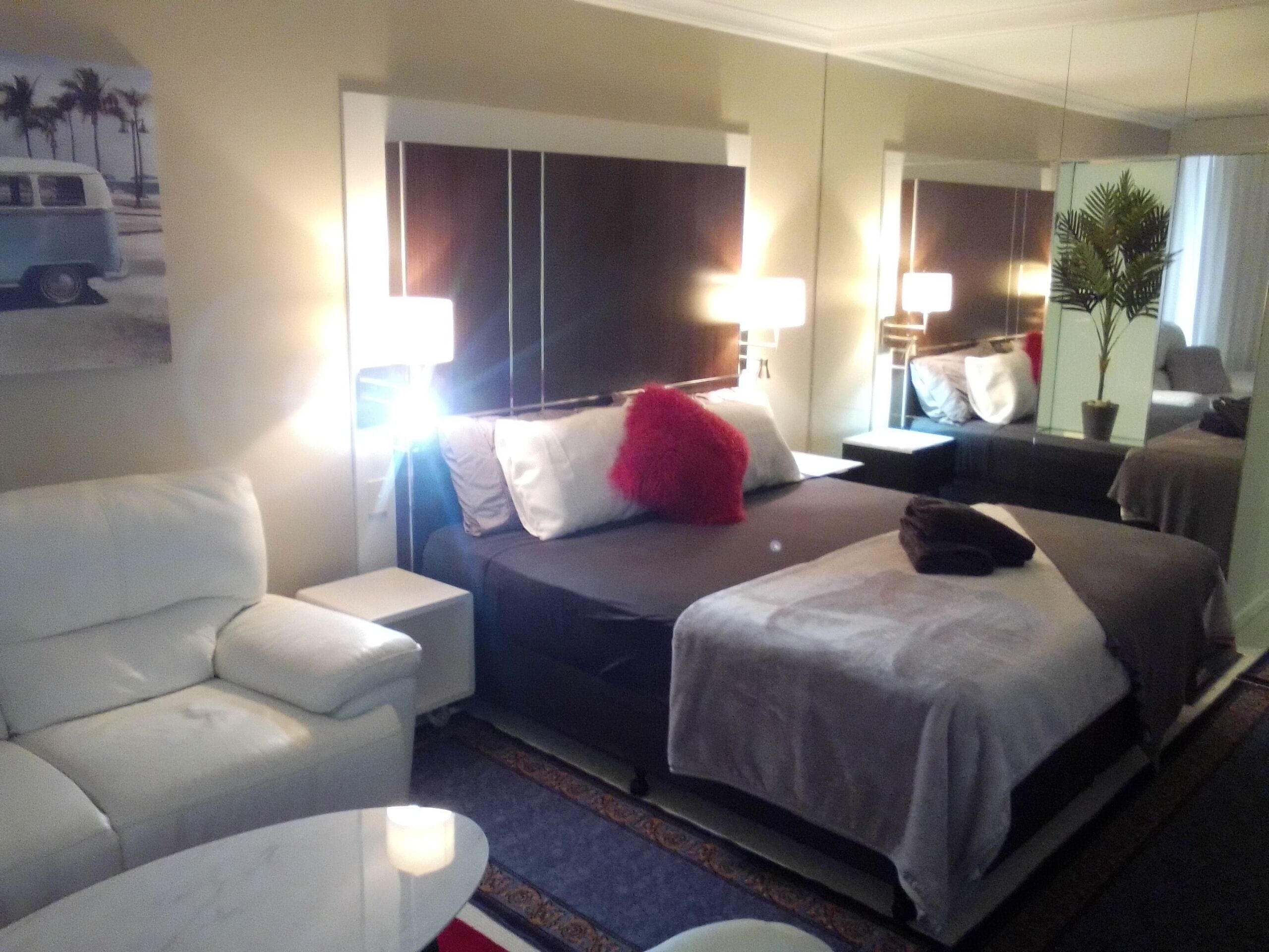 Executive Studio Suite, 1 King Bed, Balcony, Ocean View | Living area | 65-inch Smart TV with satellite channels, TV, Netflix