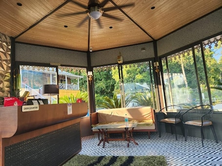 Reception. Kadambini Jungle Resort