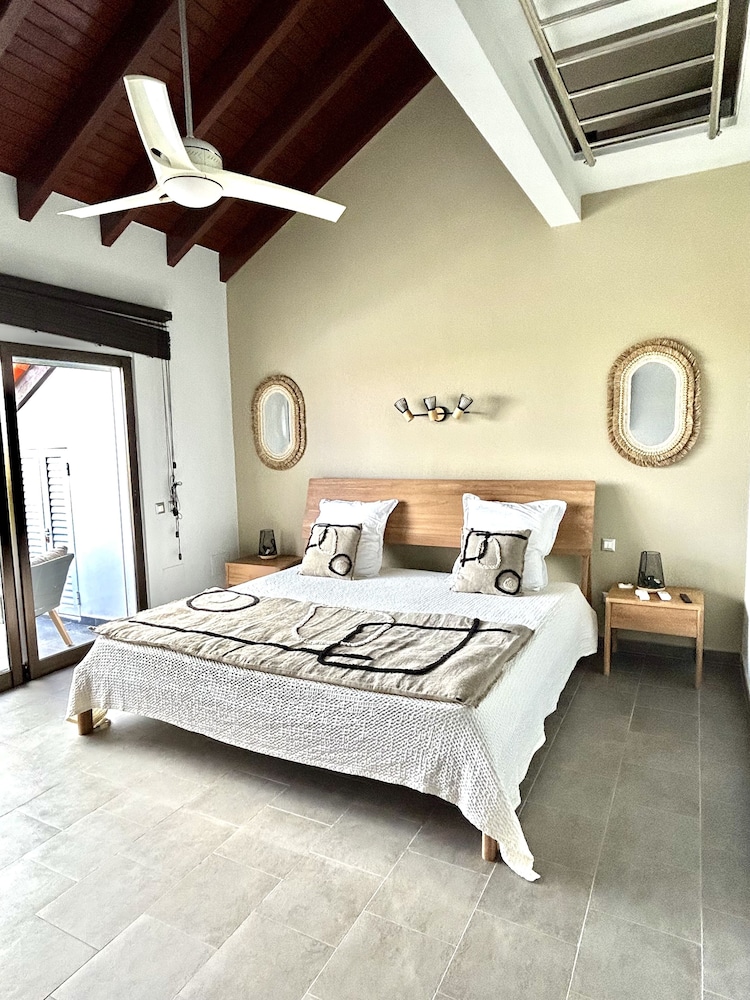 Lagoonside Evasion Simpson Bay Vrbo