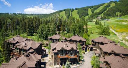 Stay Montana | Slopeside Mountain Gem - Sleeps 11