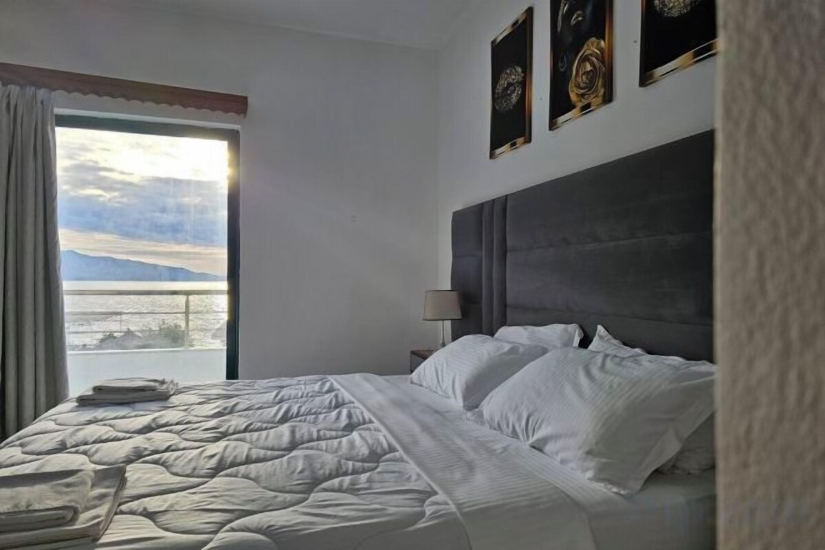 Premium bedding, minibar, blackout drapes