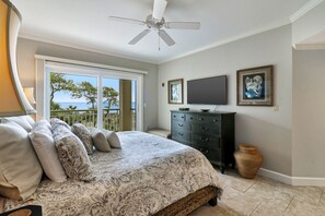 3 Schlafzimmer, Schreibtisch, Bügeleisen/Bügelbrett, kostenloses WLAN