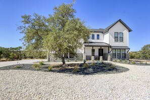Exterior - Luxury Designer Home w/ Hot Tub, Games, Sleeps 10 Comfortably (Canyon Lake)