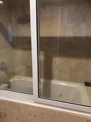 Bidet