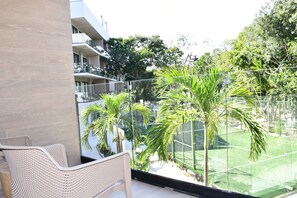 Suite estudio Deluxe, 1 cama de matrimonio grande, balcón | Vistas del balcón