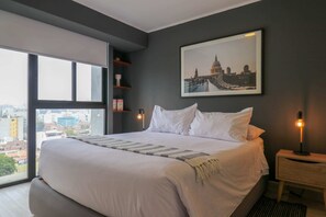 2 dormitorios, tabla de planchar con plancha, wifi y ropa de cama