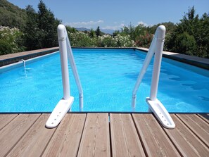 Outdoor pool - L 'Alivu first floor of a villa with communal swimming pool (Ajaccio)