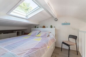 1 Schlafzimmer, Bügeleisen/Bügelbrett, Bettwäsche