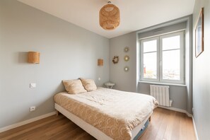 1 quarto, ferros/tábuas de passar roupa, Wi-Fi de cortesia