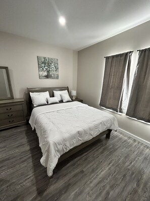 2 soverom, safe på rommet, strykejern/-brett og wi-fi