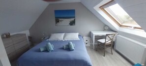 Bügeleisen/Bügelbrett, WLAN, Bettwäsche