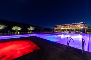 Piscine extérieure, piscine chauffée