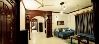 Gulshan Lovely 3-Bedroom Luxury Apartment
