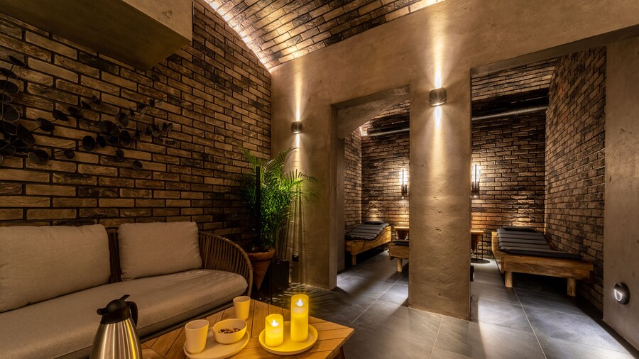 The Viaduct Suites & More