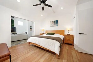 4 bedrooms, in-room safe, desk, iron/ironing board