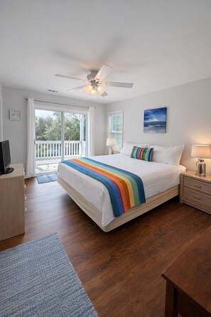 3 bedrooms, iron/ironing board, travel cot, free WiFi
