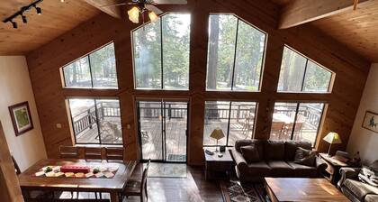 Solitude in the Cedars, Spacious Mountain Home
