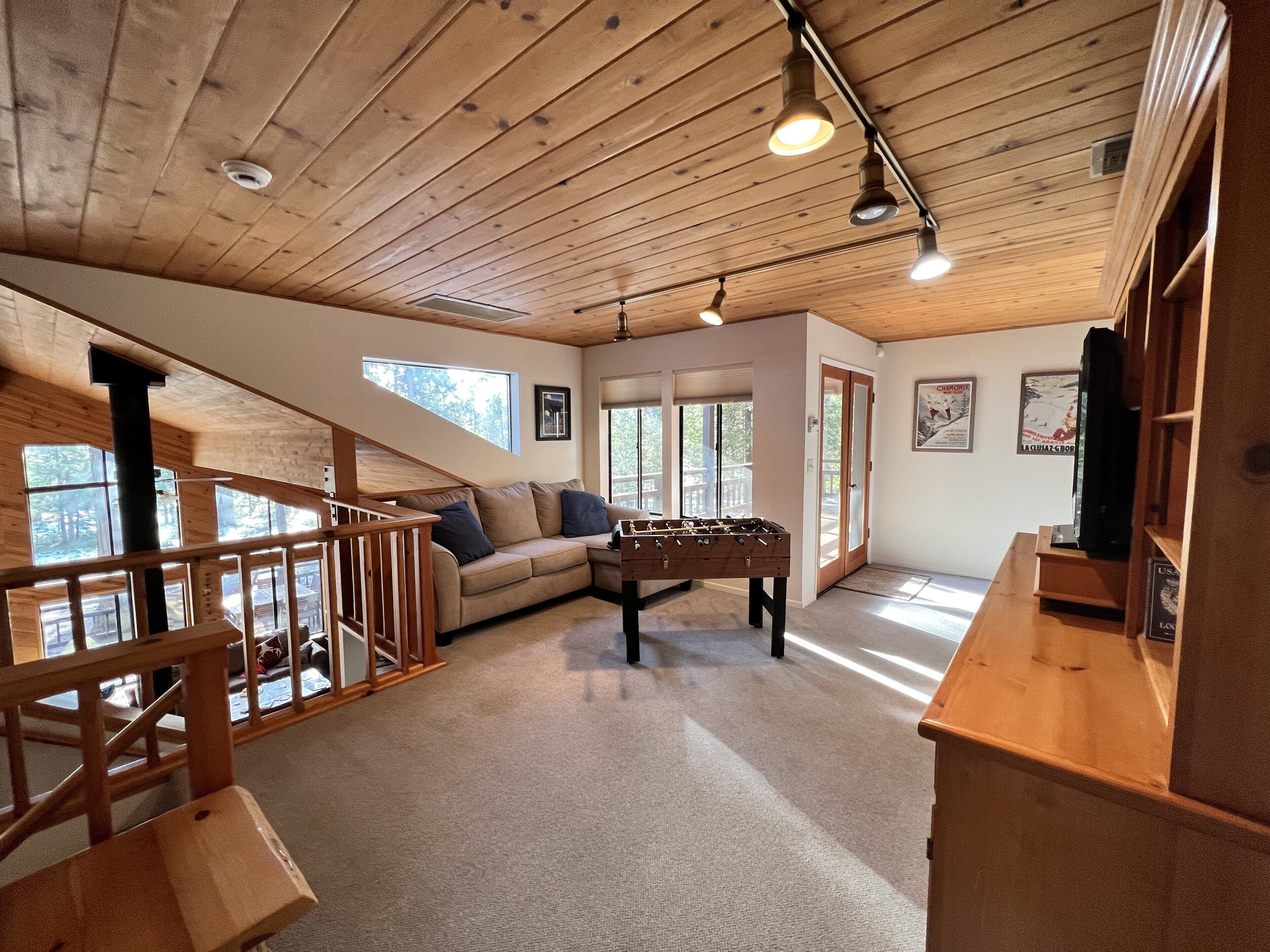 Solitude In The Cedars, Spacious Mountain Home - Shaver Lake, CA