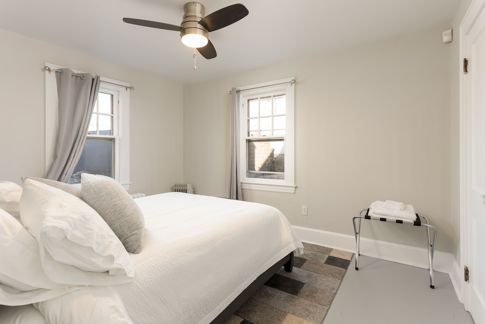 Your perfect Westport getaway is here! Westport Vrbo