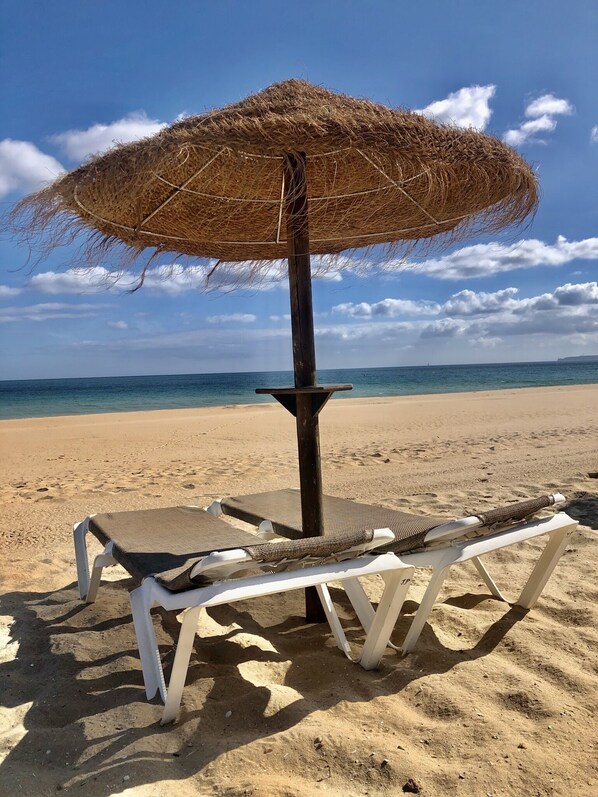 Chaises longues