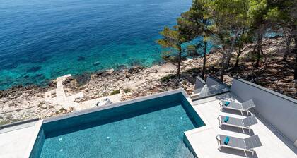 Beachfront Villa Aquamarin with Pool