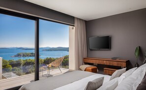 4 chambres, fer et planche à repasser, Wi-Fi gratuit, draps fournis