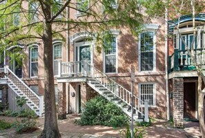 Exterior - 1872 Apartment w/ Parking & Private Courtyard (Savannah)